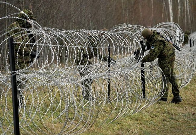 Razor Wire Military Fence