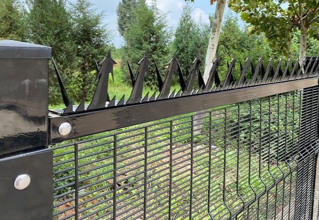Buckle Plate Anti-Theft Fence