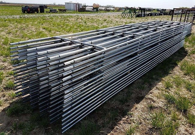 Continuous Fence4