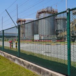 Industrial Park 358 Fence